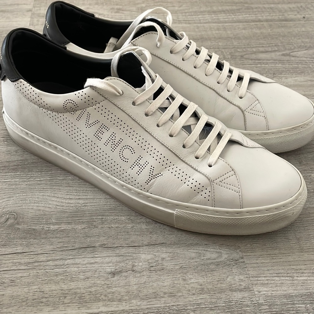 Givenchy men’s sneakers